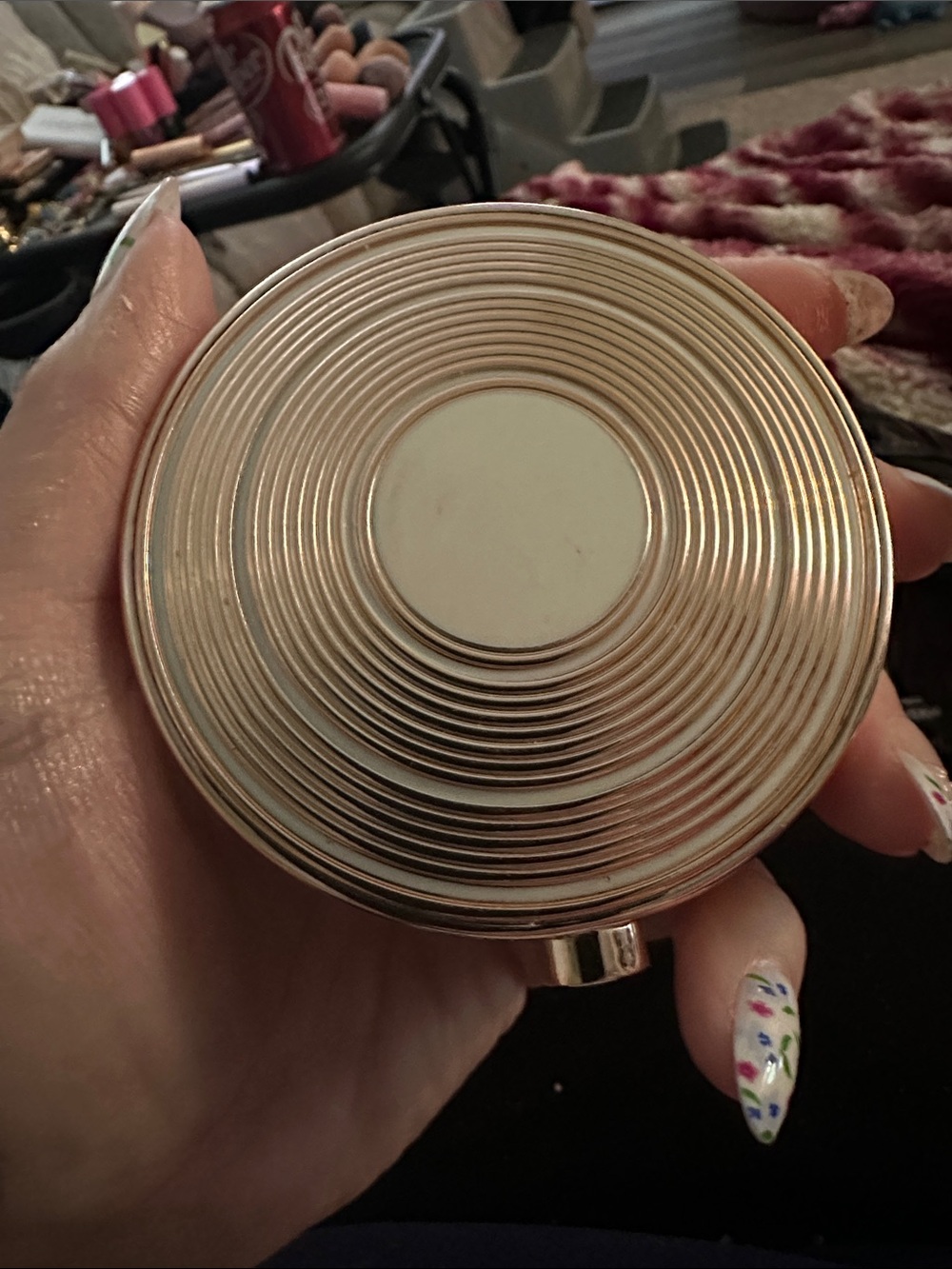 Estee Lauder Gold Radiant Highlighter Compact